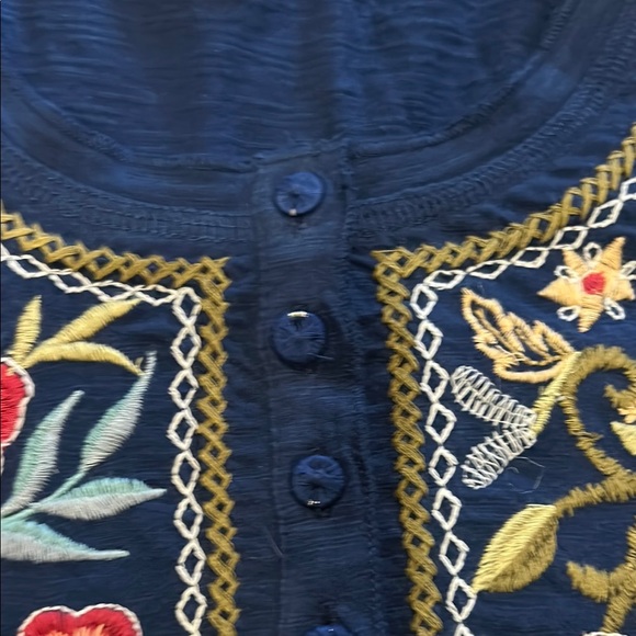 Sundance Navy Blue Quarter Sleeve Short with Floral Embroidery‎ - Picture 3 of 6